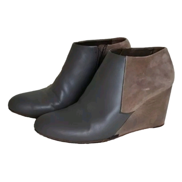 COCLICO Shoes - Coclico Suede Wedge Bootie Taupe/Gray Contrast  Size 37 EU / 6.5-7 US